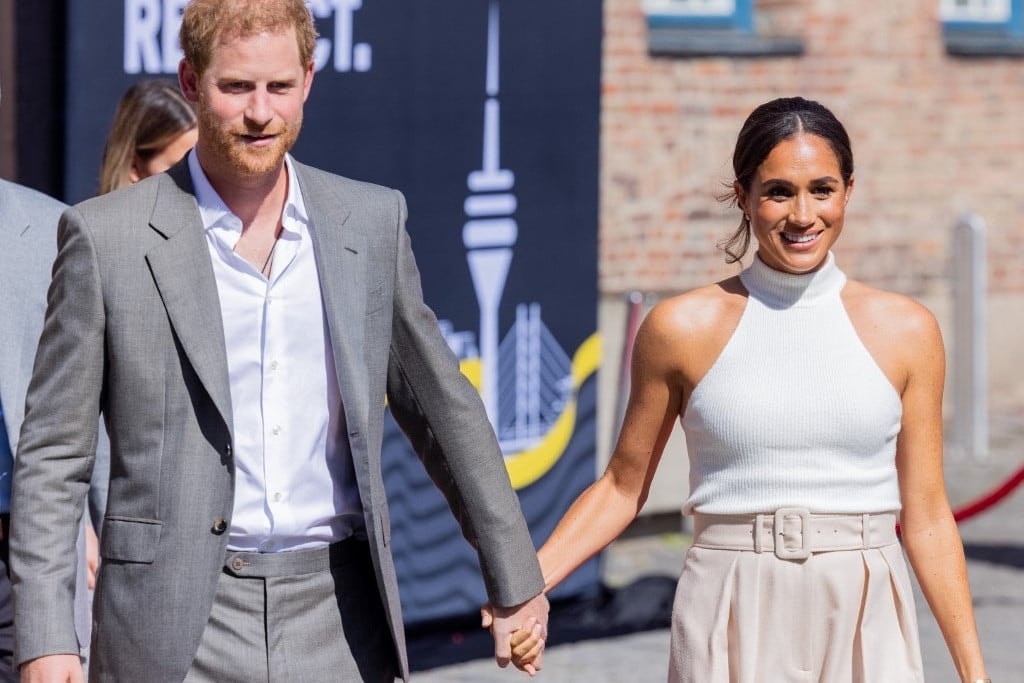 Harry és Meghan úgy döntött, visszaköltöznek
