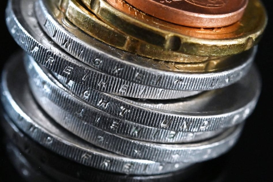 Vádat emeltek egy férfi ellen, aki nem akarta visszaadni a neki tévedésből utalt több mint 34 millió forint munkabért
