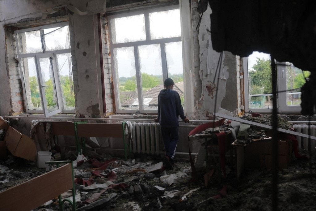 Az ukránok kazettás bombákkal lőtték Donyeck központját