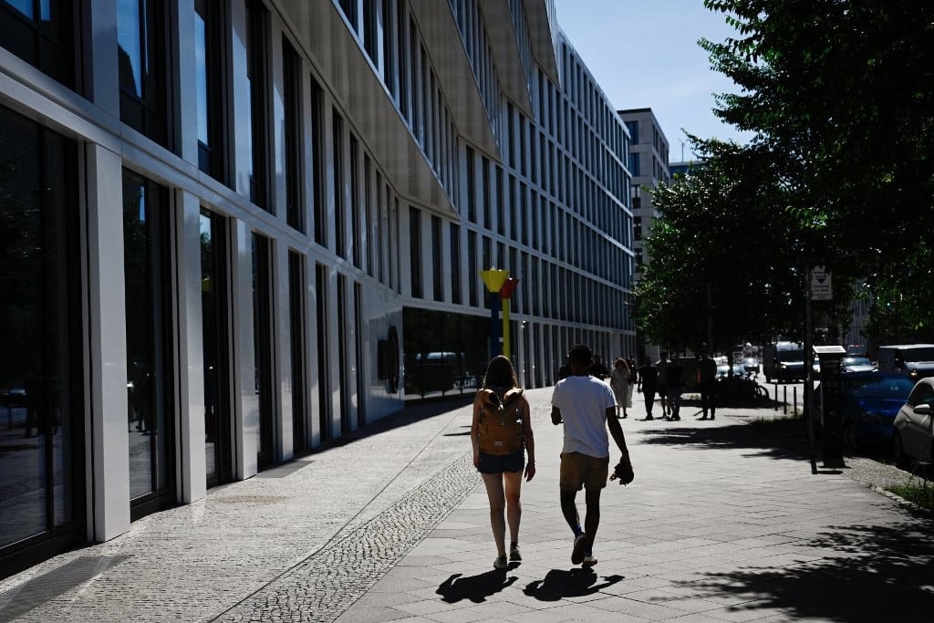 Könnyítene az állampolgárság megszerzésén a német kormány