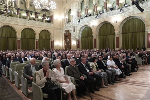 „Szent István irányt, célt és hitet is adott”
