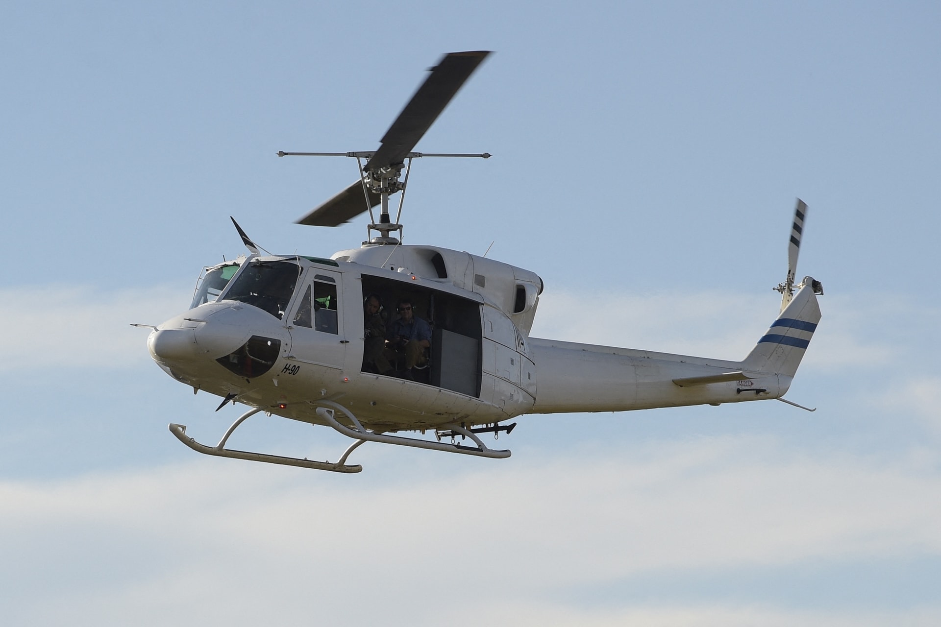 Lezuhant egy helikopter az Egyesült Arab Emírségekben