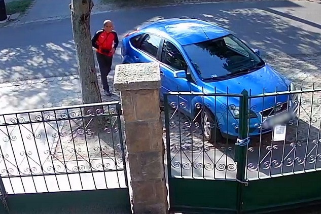 Videón az autófeltörés​