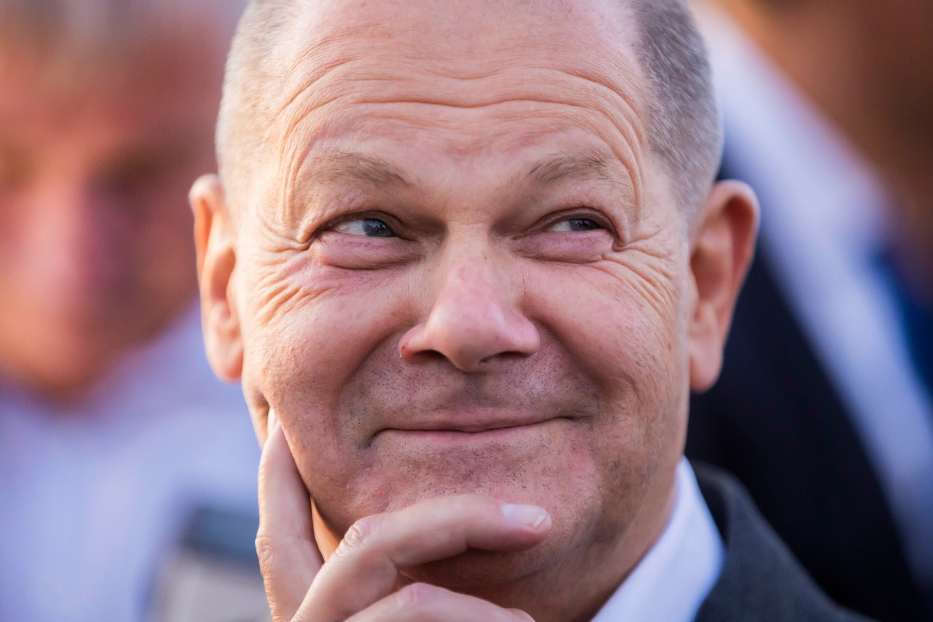 Scholz bírálta az Economist címlapját, amelyen a beteg német gazdaság látható
