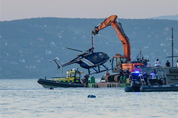 Egyelőre ismeretlen a rendőrségi helikopter balesetének oka + VIDEÓK