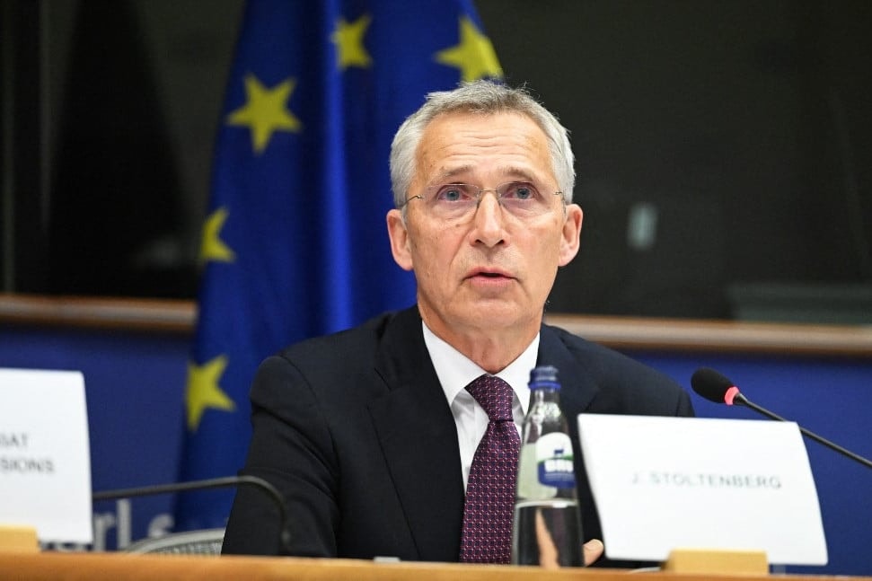 A NATO nem lát fenyegetést Oroszország részéről egyetlen területe felé sem