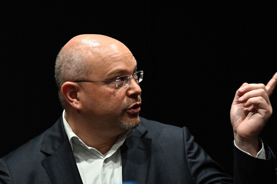 Nem tartaná szerencsésnek a kínai autókra kivetett védővámot a BMW pénzügyi igazgatója