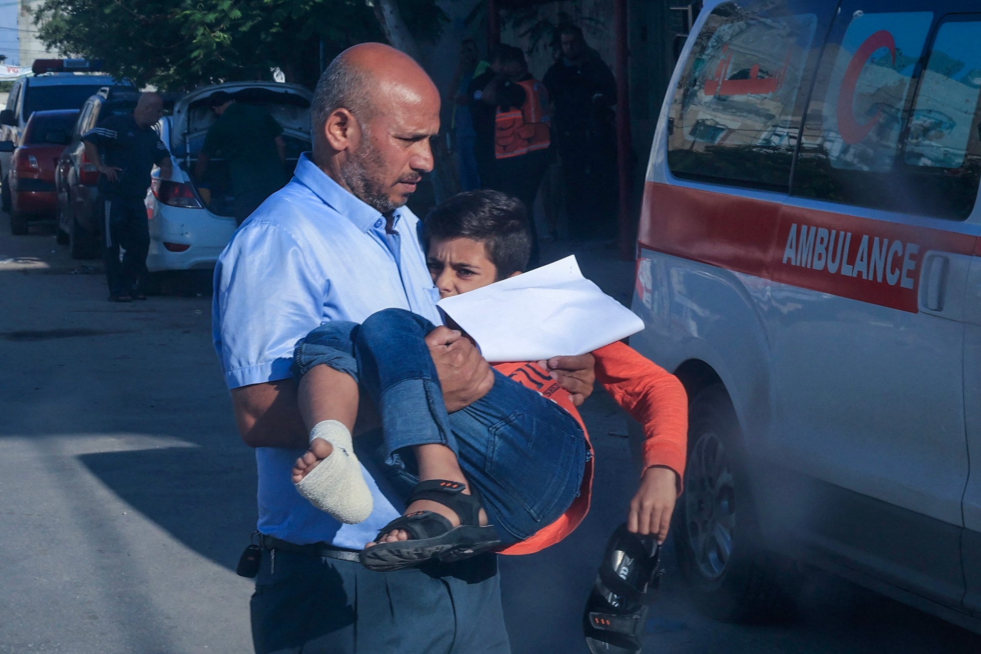 Oroszország humanitárius segélyt szállít a Gázai övezetben élő civileknek
