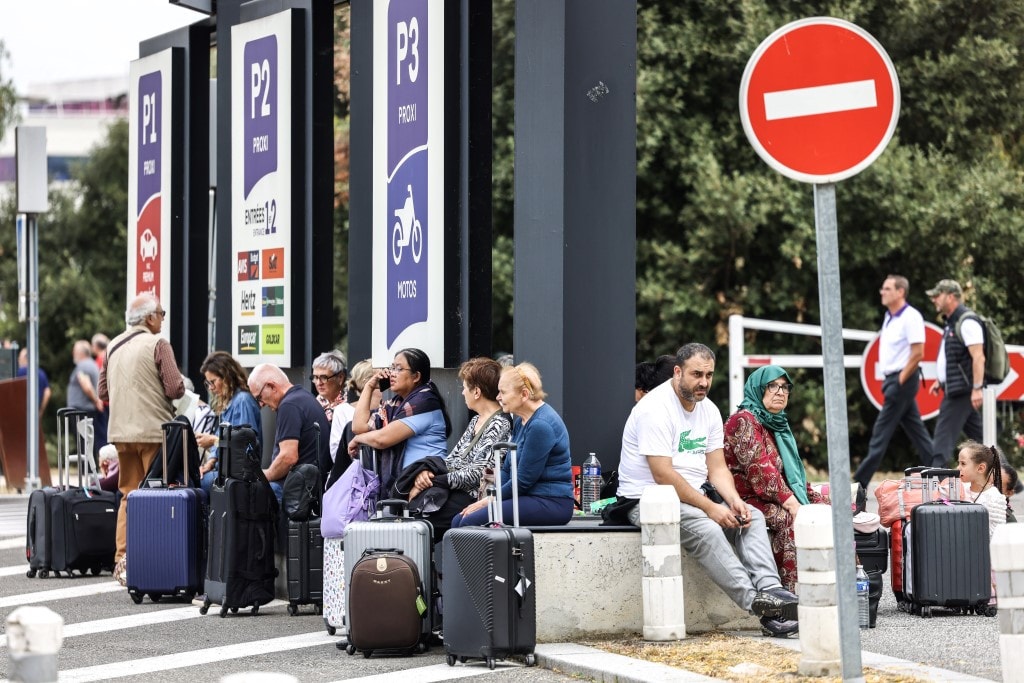 Hamis bombariadók voltak több franciaországi regionális repülőtéren