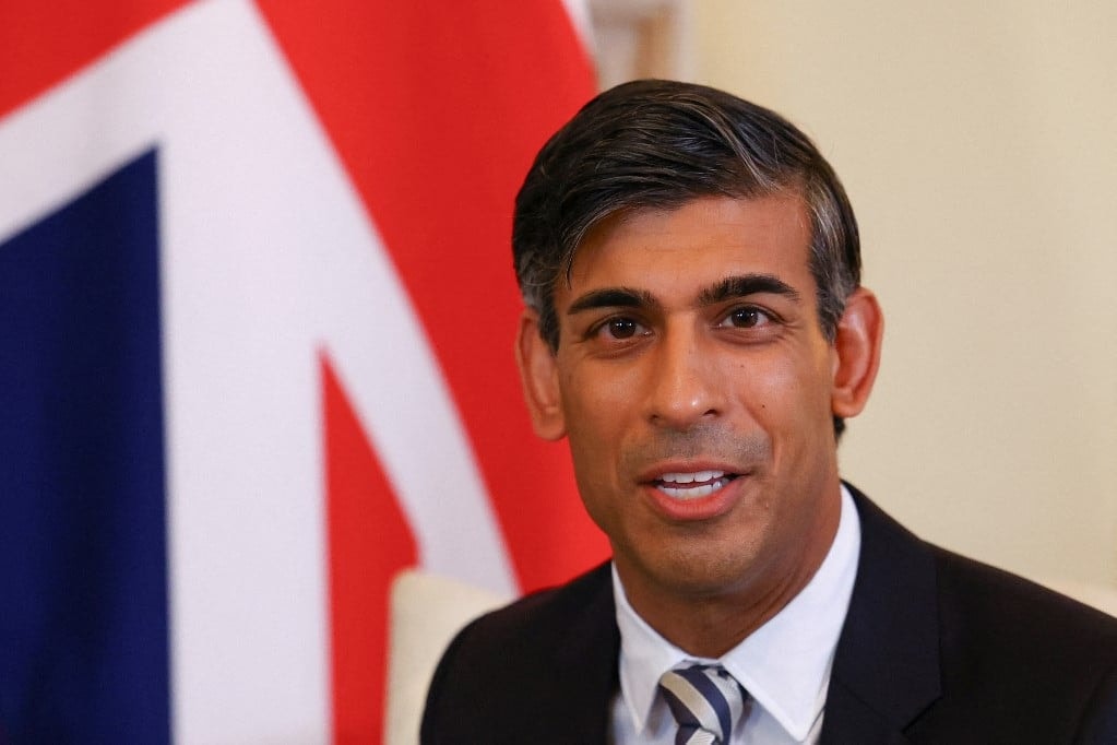 A brit kormányfő a gázai harcok szüneteltetésére szólította fel az izraeli elnököt