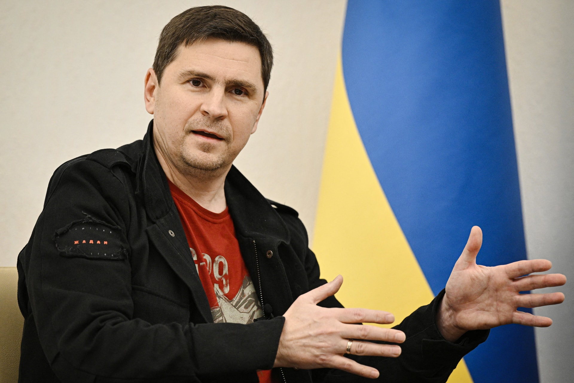 Podoljak: A pokolba vezető út diplomáciai illúziókkal van kikövezve