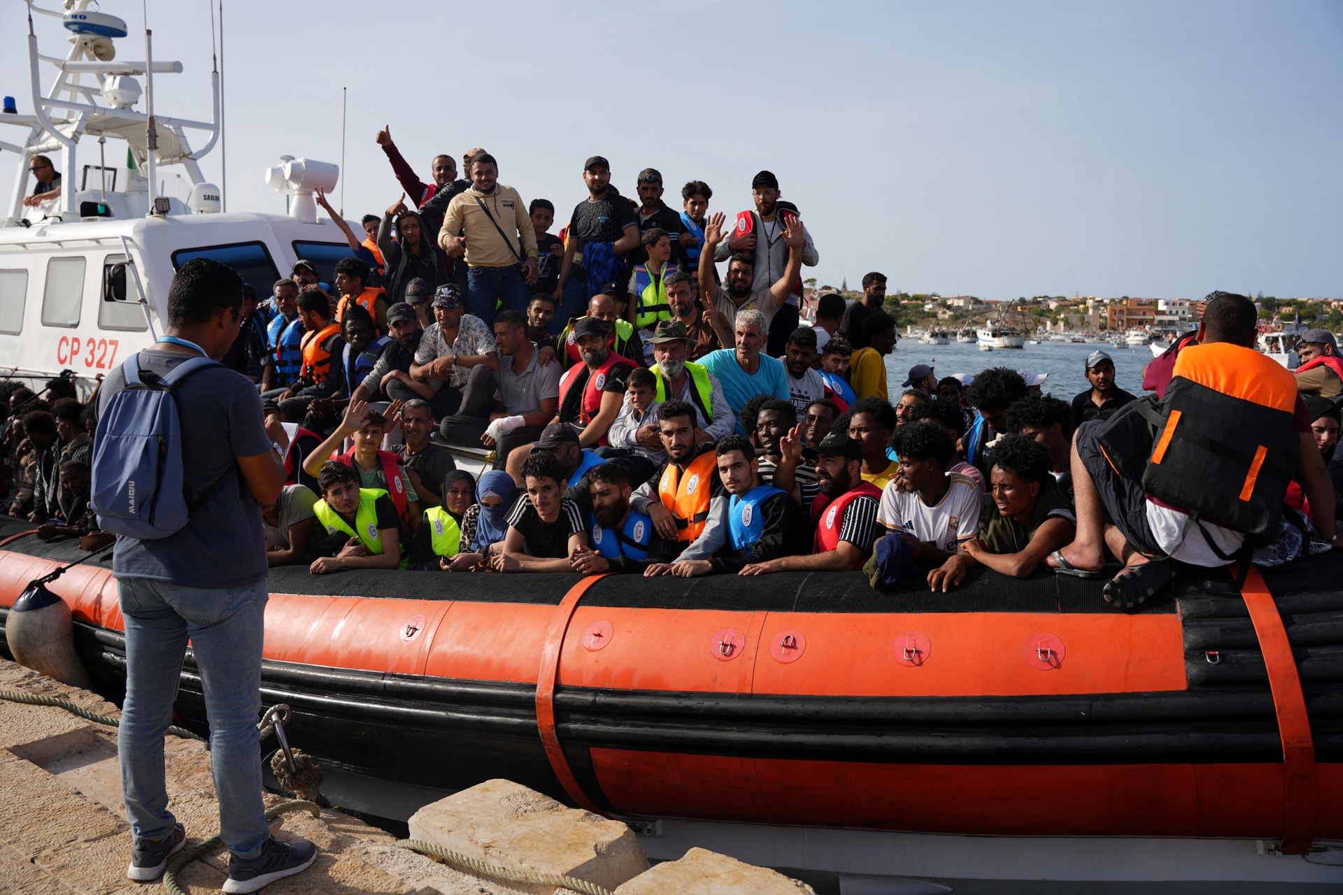 Frontex: 2023-ban jelentősen emelkedett az illegális határátlépések száma