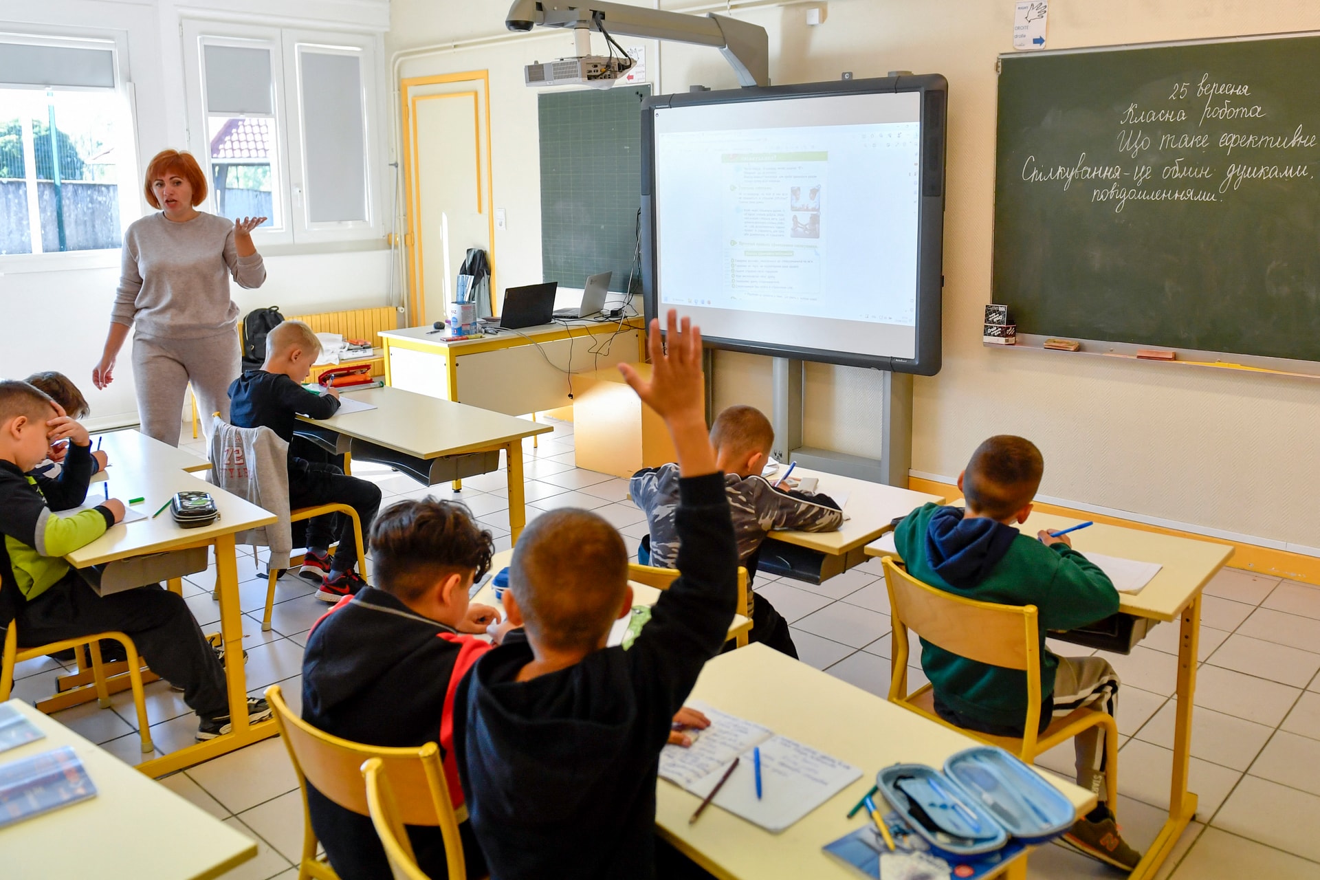 Minden feltétel adott a tanárok és óvónők béremeléséhez
