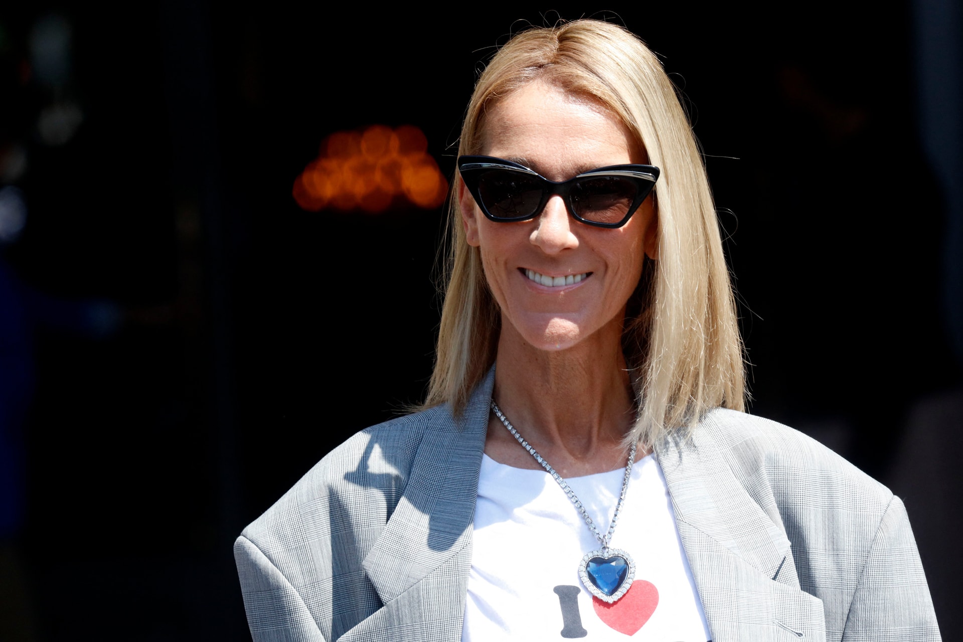 Tíz újabb dátummal bővül Céline Dion párizsi koncertsorozata jövő májusban