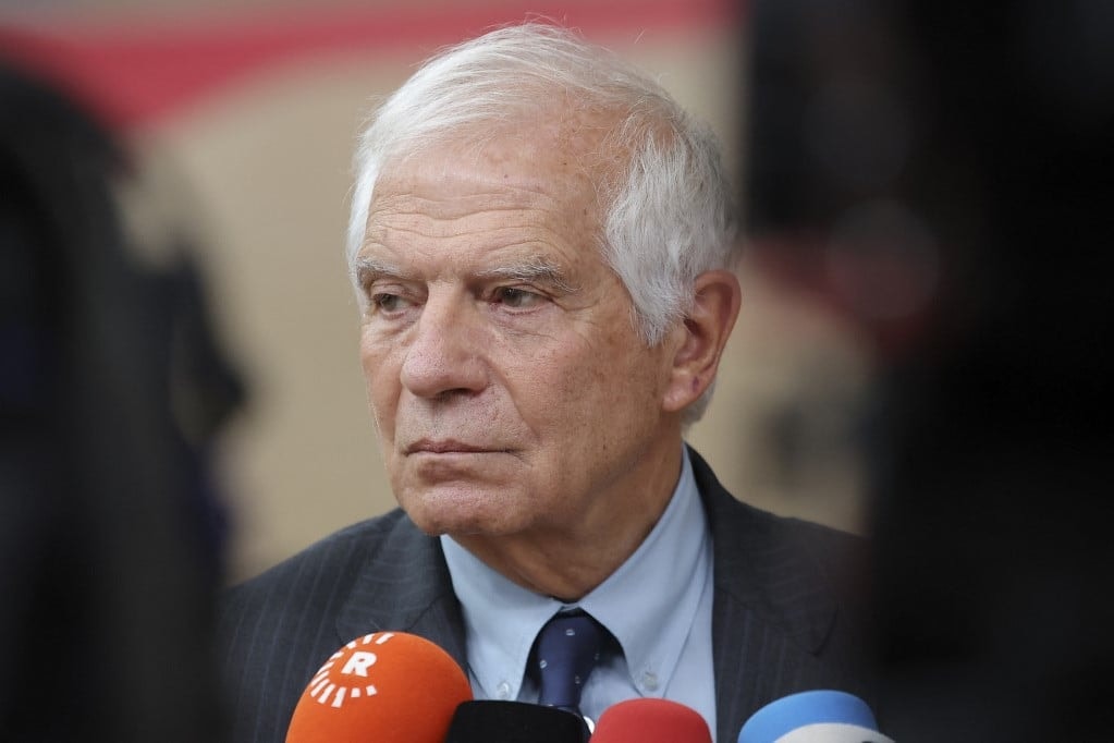 A szereptévesztő Josep Borrell is nekiment a pápának