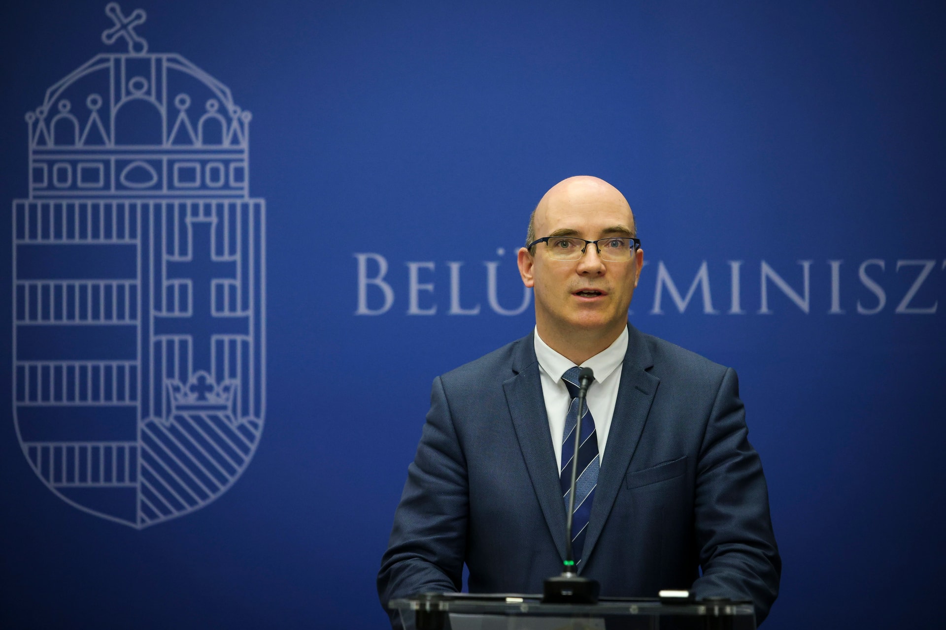 Maruzsa Zoltán: A következő napokban 140 ezer notebook kiosztása kezdődik a 7. és 10. évfolyamon tanulóknak