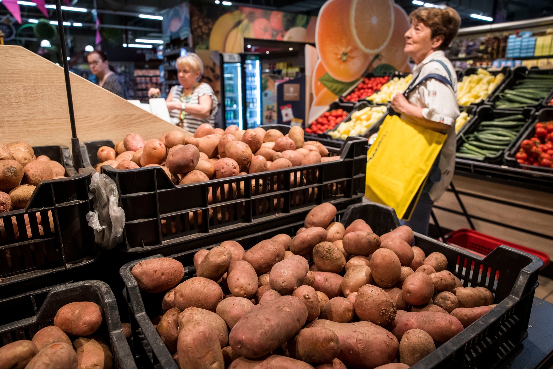 Meghosszabbítja a kabinet kötelező akciózást