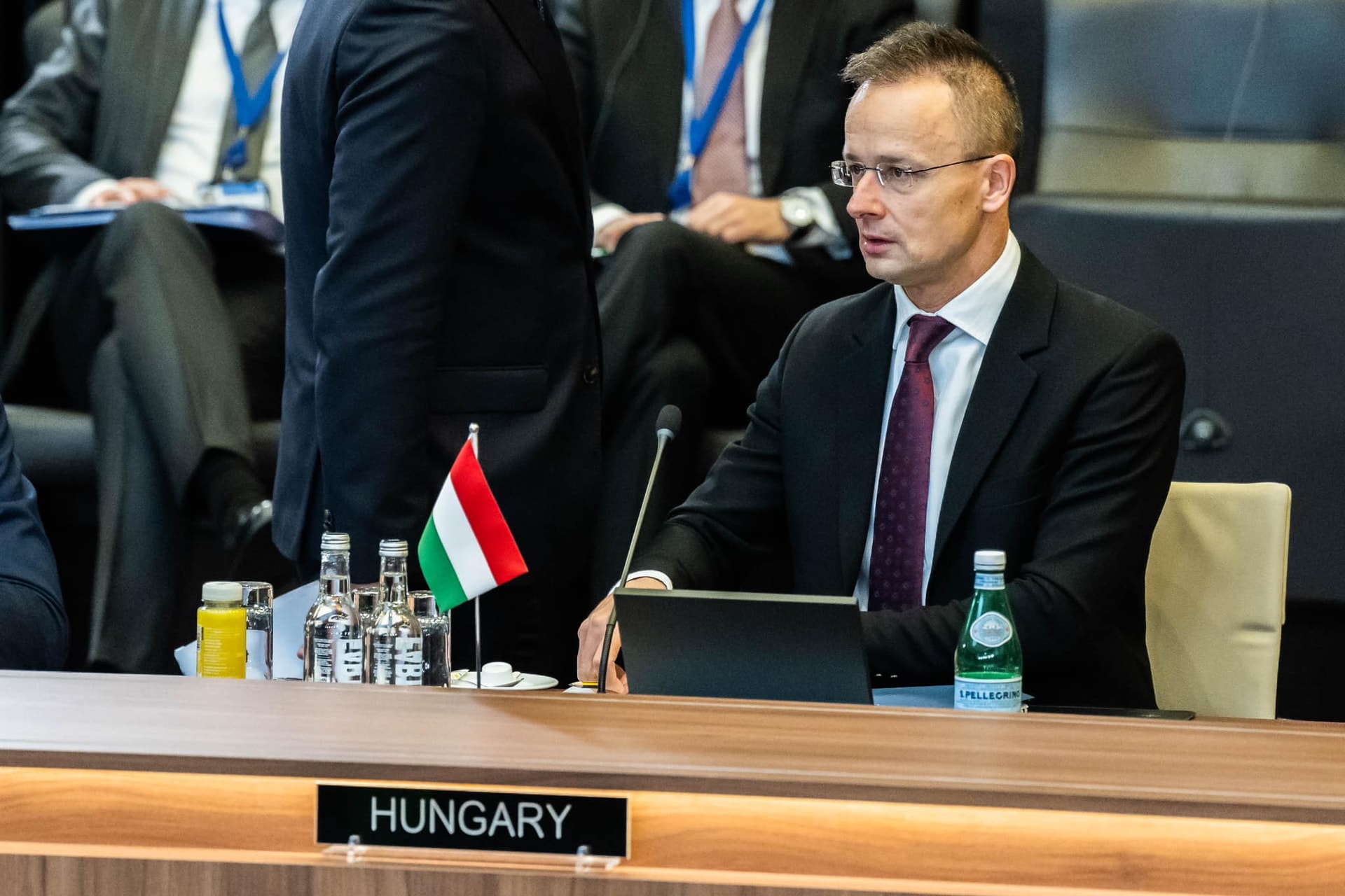 Szijjártó Brüsszelben: Történelmi távlatokban is Európa jövőjét befolyásoló kérdések kerülnek napirendre