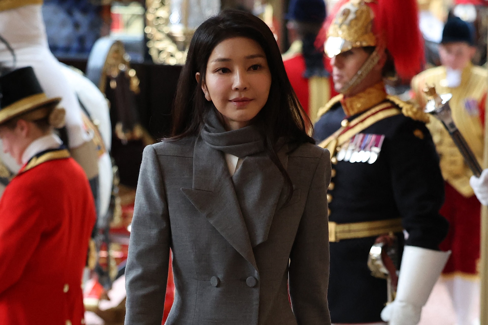 Megkezdődött a volt dél-koreai first lady korrupciós pere Szöulban