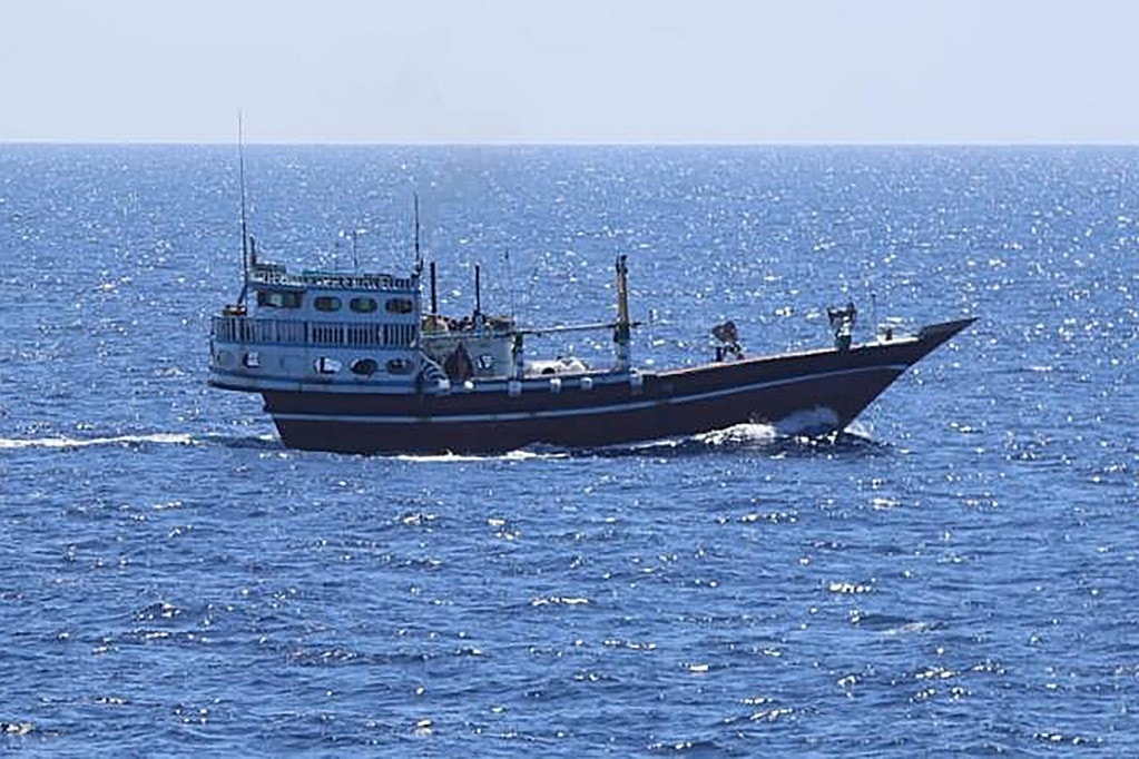 Elsodródott halászokat mentettek a Csendes-óceánon