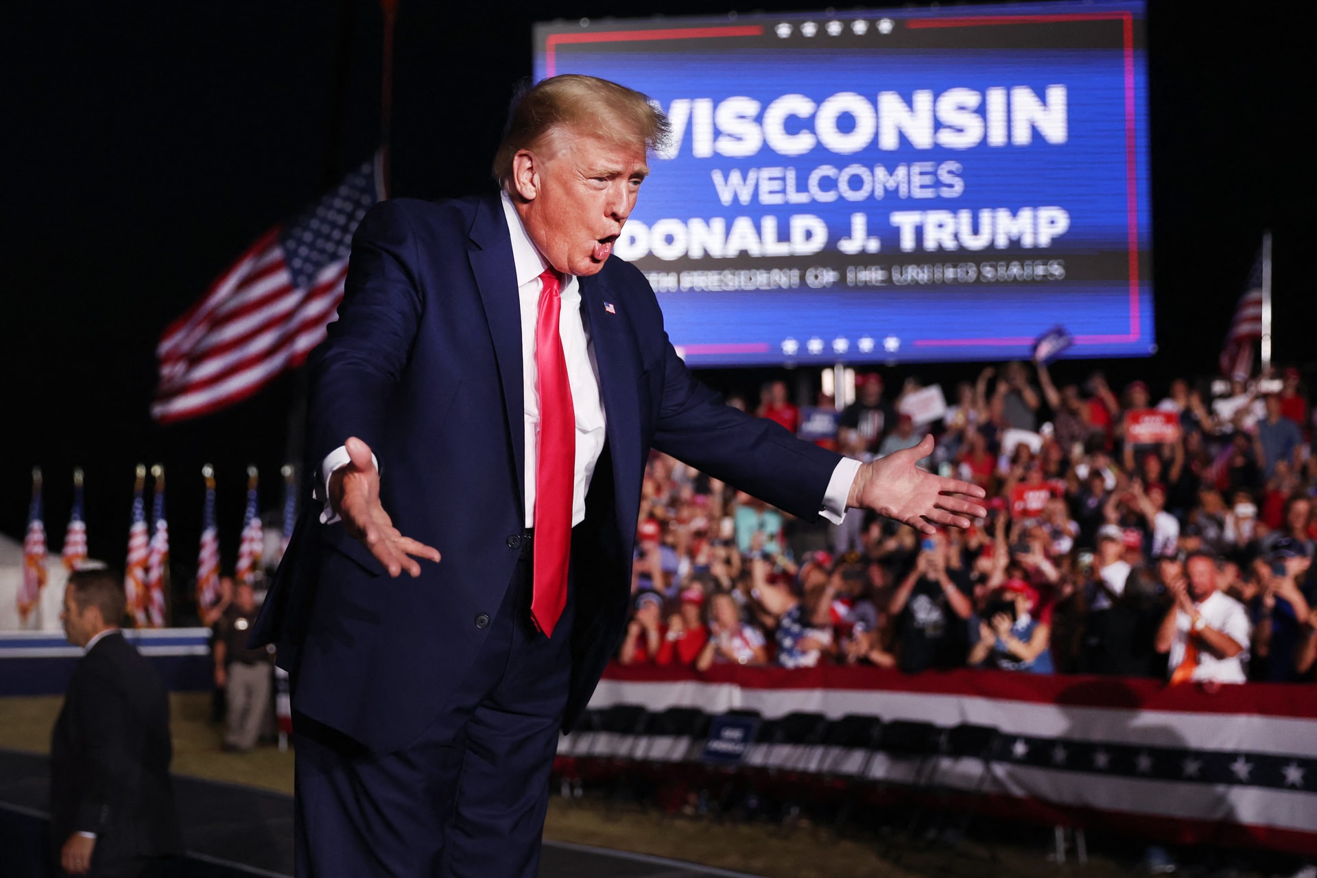 Trump: Biden csak azt tudja, hogyan kell választásokat manipulálni