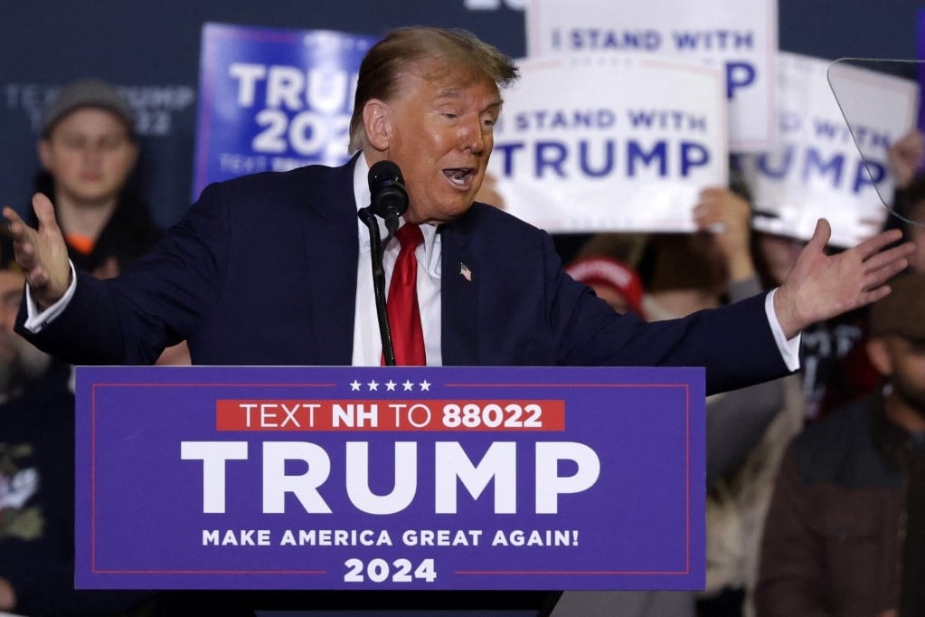 Trump előnye két számjegyűre nőtt