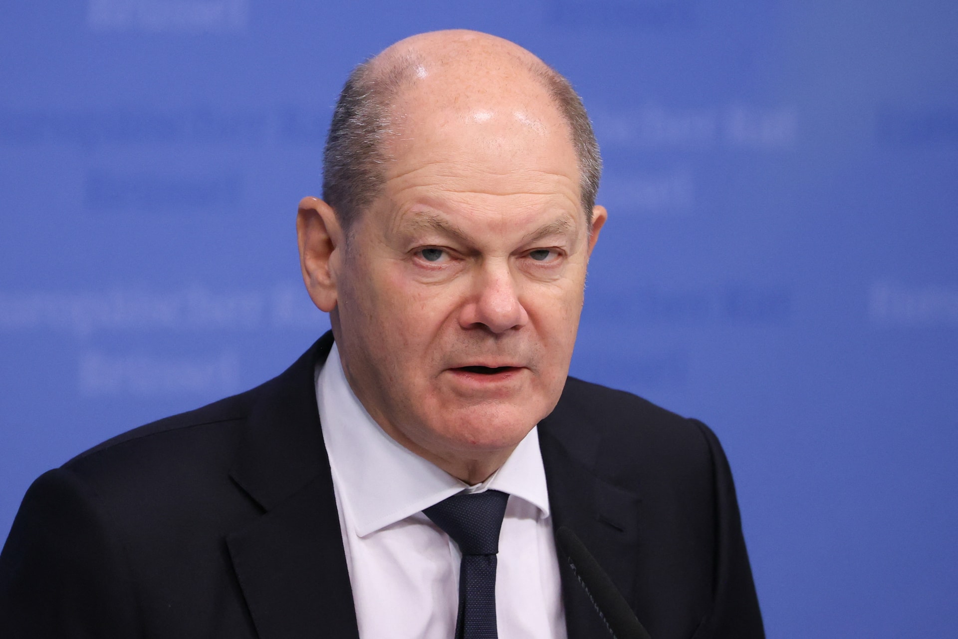 Olaf Scholz: Új koalíciót hoznak létre Ukrajna szövetségesei, hogy fegyverekkel tudják ellátni Kijevet
