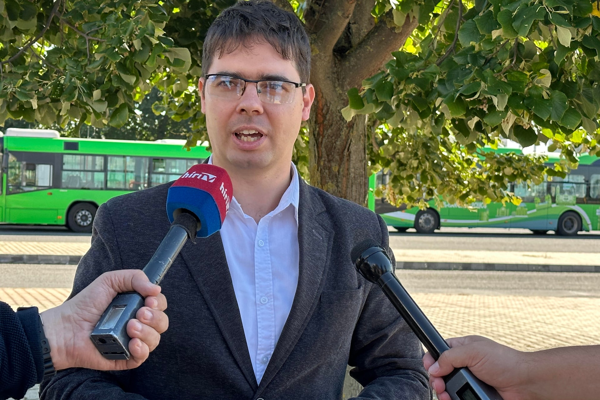 Pécsett a hétfői járatok csaknem harmada kimaradhat a sztrájk miatt