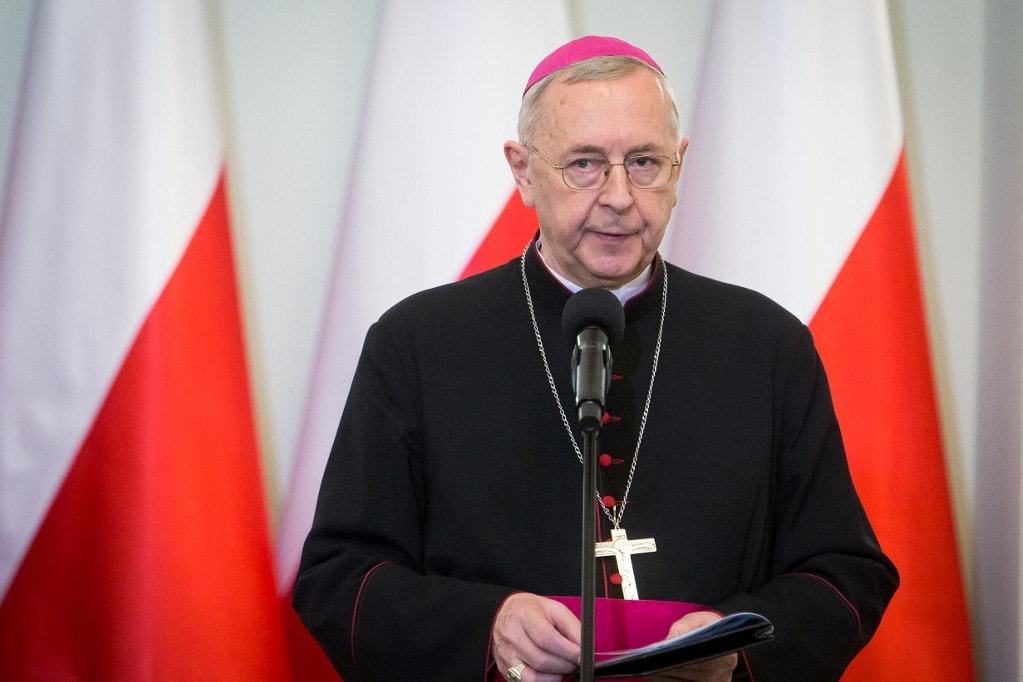 A lengyel püspöki konferencia elnöke közbenjárását ígérte az elítélt ellenzéki politikusok érdekében