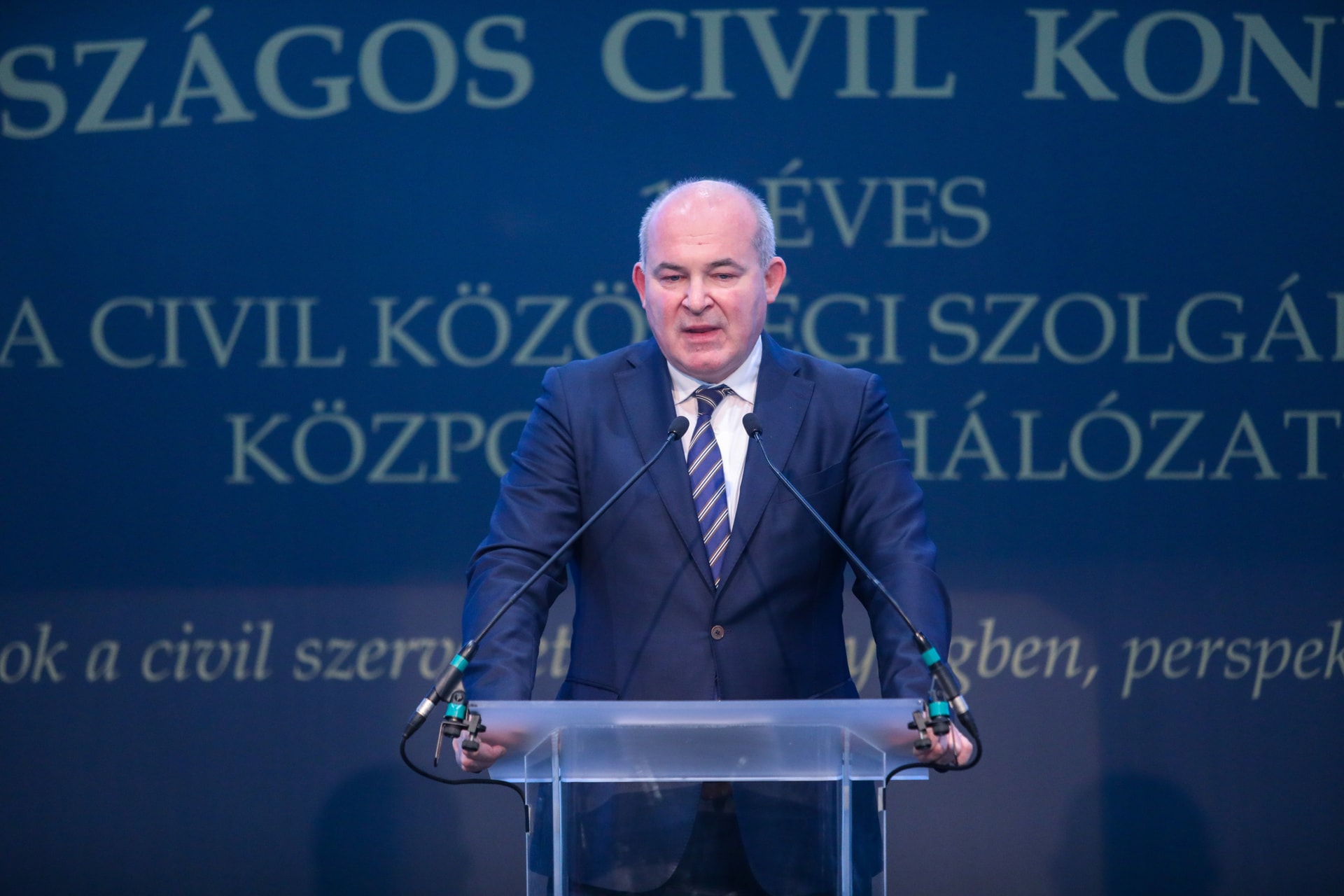 4,5 millióra pályázhatnak a civil szervezetek