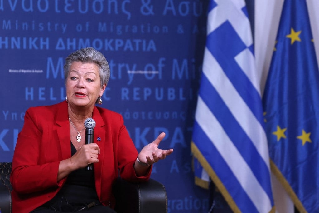 Uniós biztos: Szükség van a legális migráció elősegítésére az európai munkaerőhiány csökkentése érdekében