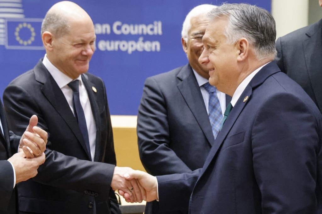Magyarországot fenyegették az uniós kormányfők az EU-csúcs előtt
