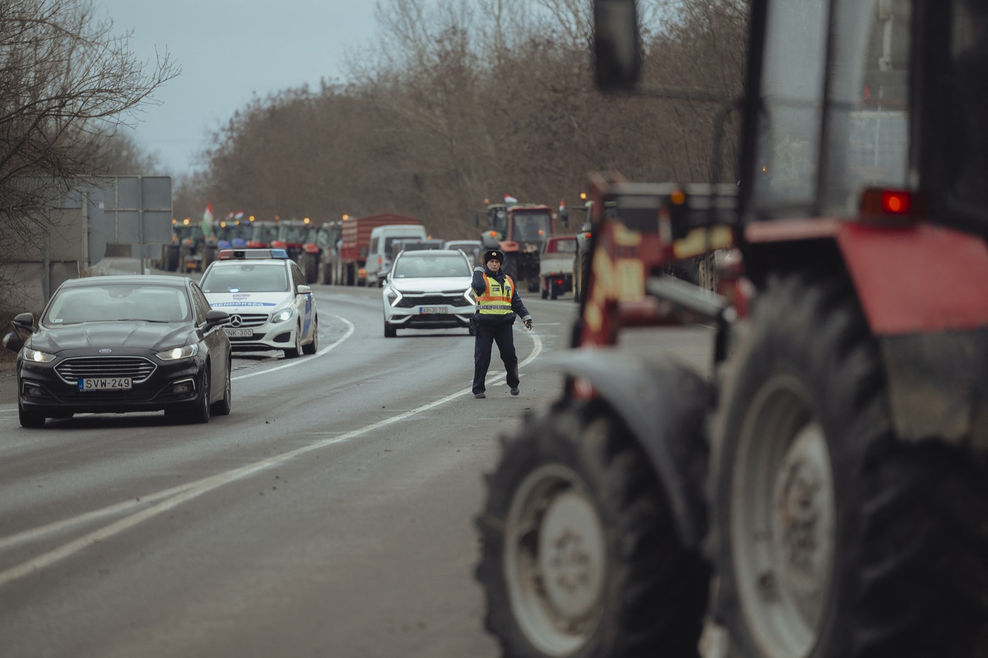 Így tüntetnek a magyar gazdák + VIDEÓ