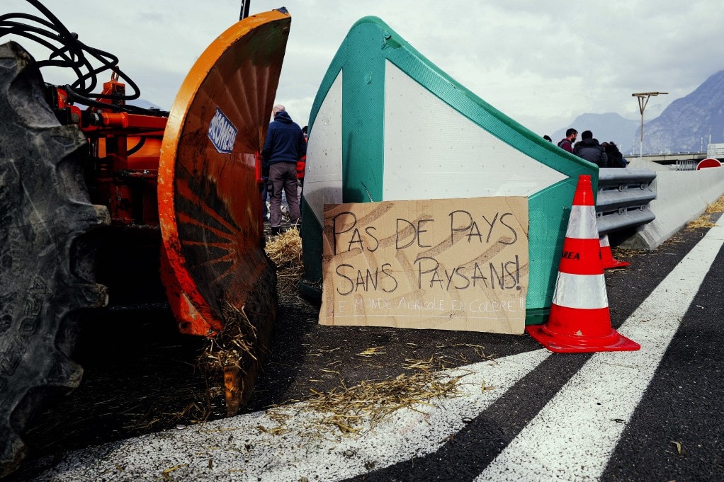 A francia kormány igyekszik eleget tenni a gazdák követeléseinek