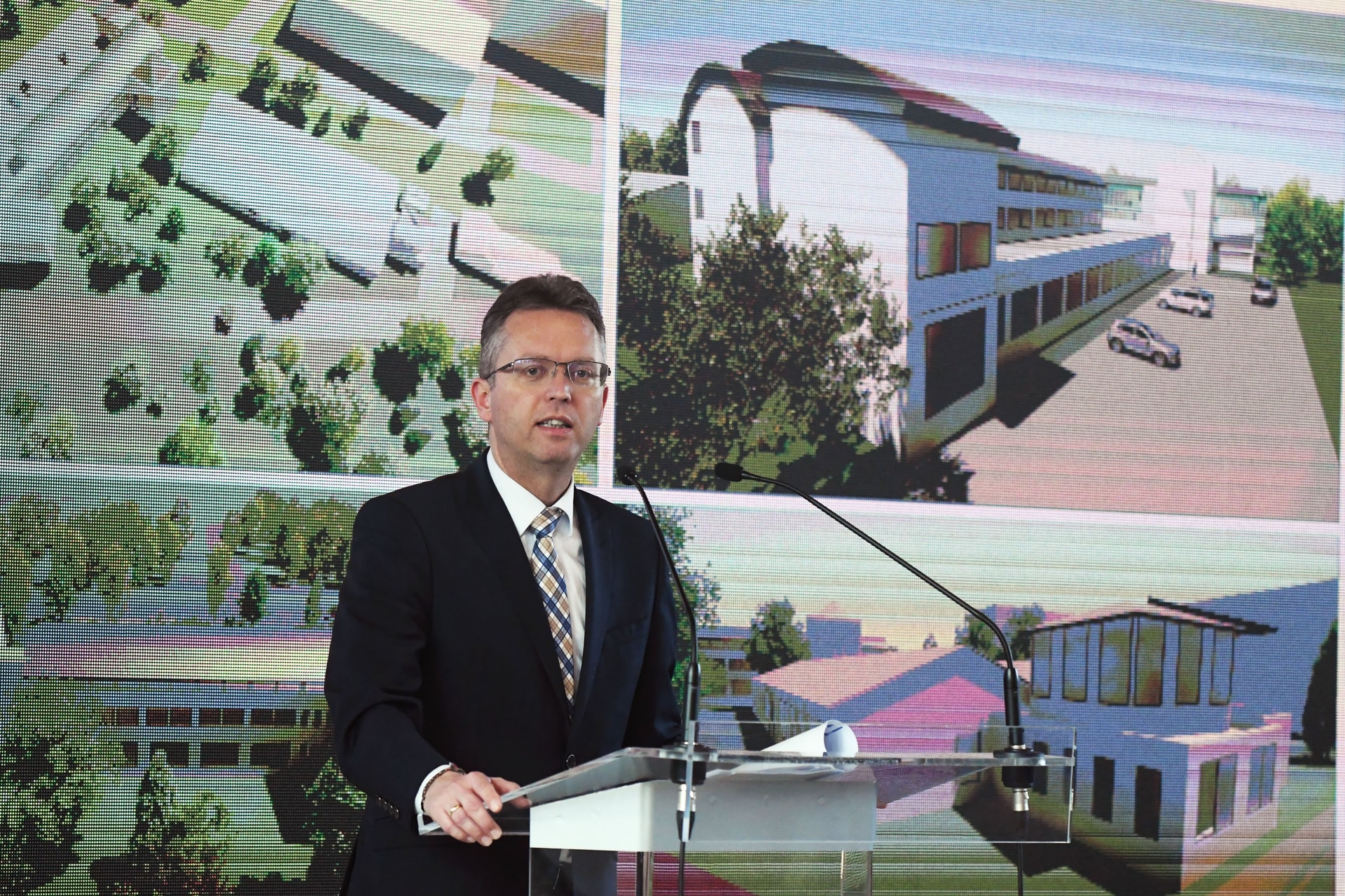 Hankó Balázs: Az idei a fejlesztések éve a szakképzésben