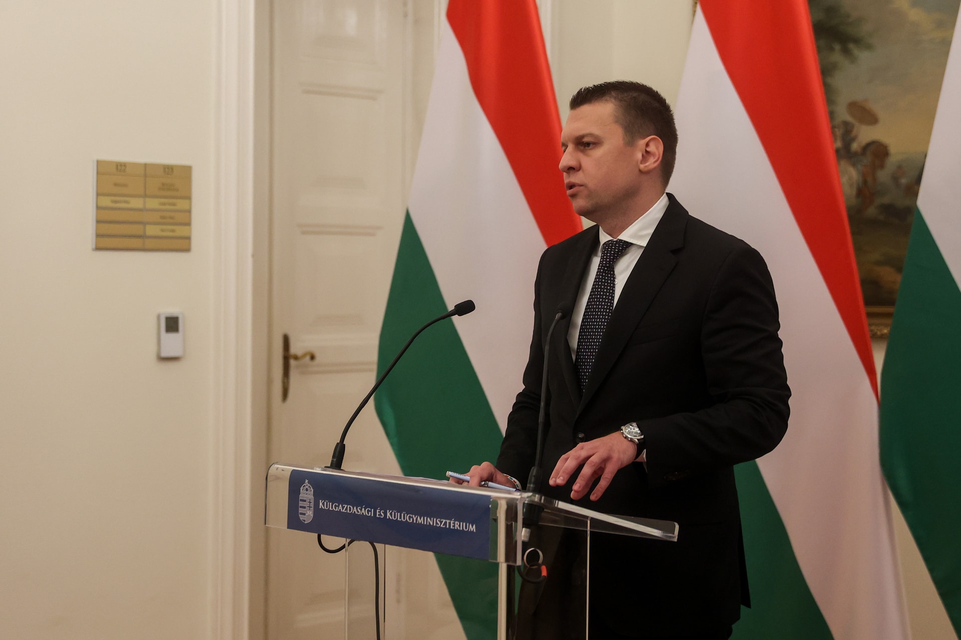 A NATO óriási lépésekkel megy a háború felé