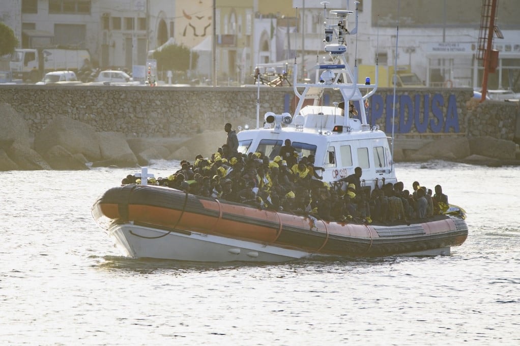 Felborult egy migránshajó, többen meghaltak