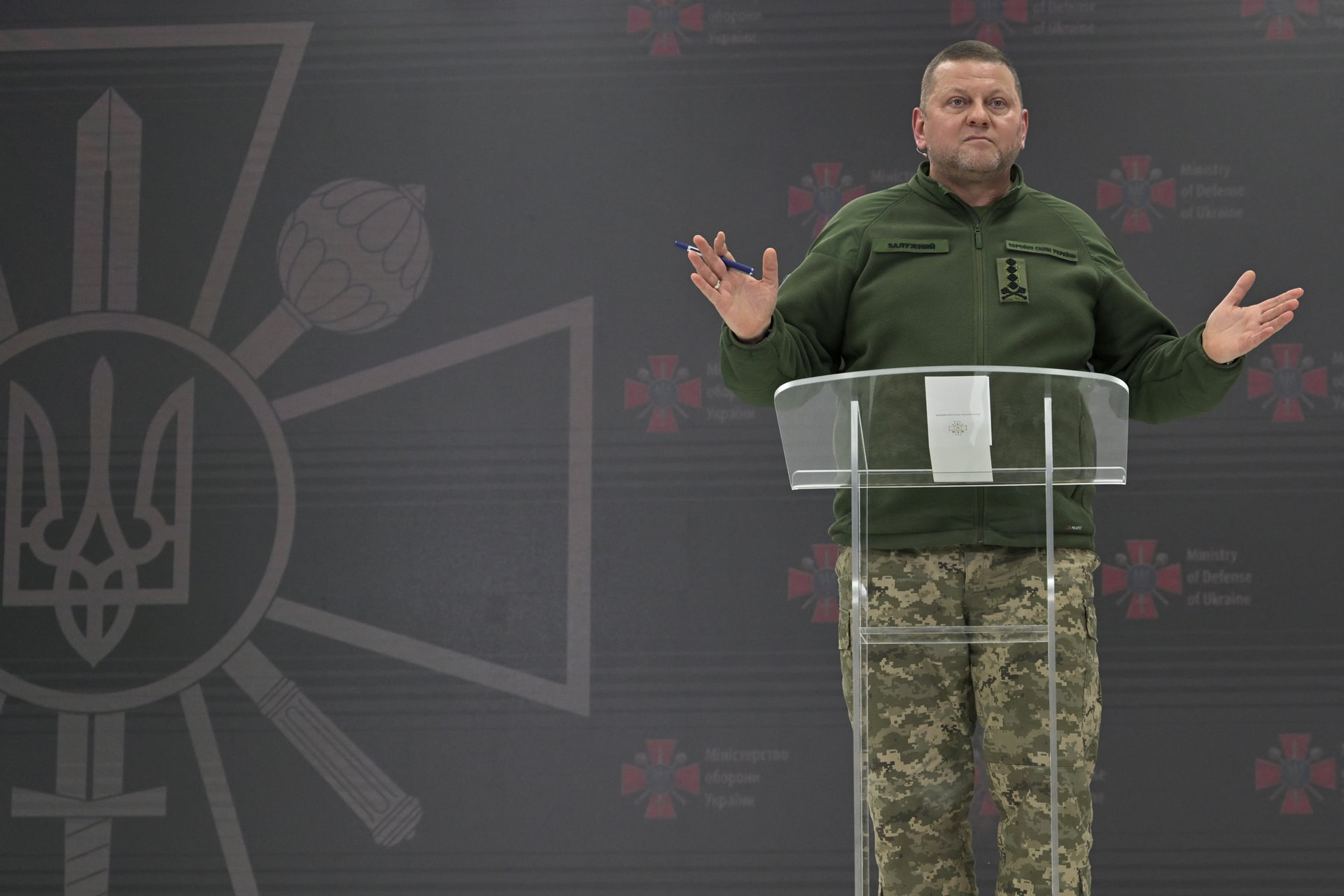 Zaluzsnij: Új európai biztonsági rendszer Ukrajna nélkül nem létezhet