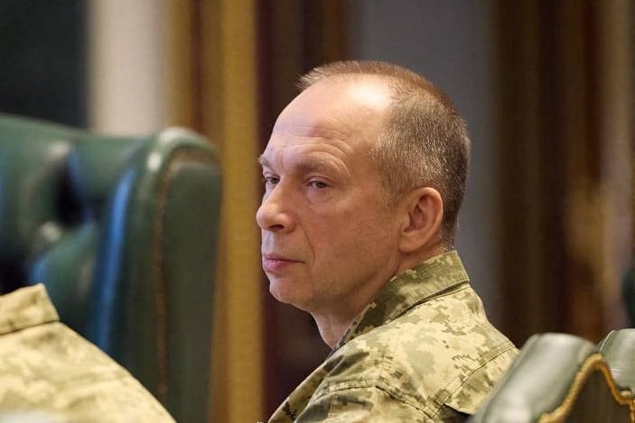 Zsarolás miatt ítélték el, most tábornok