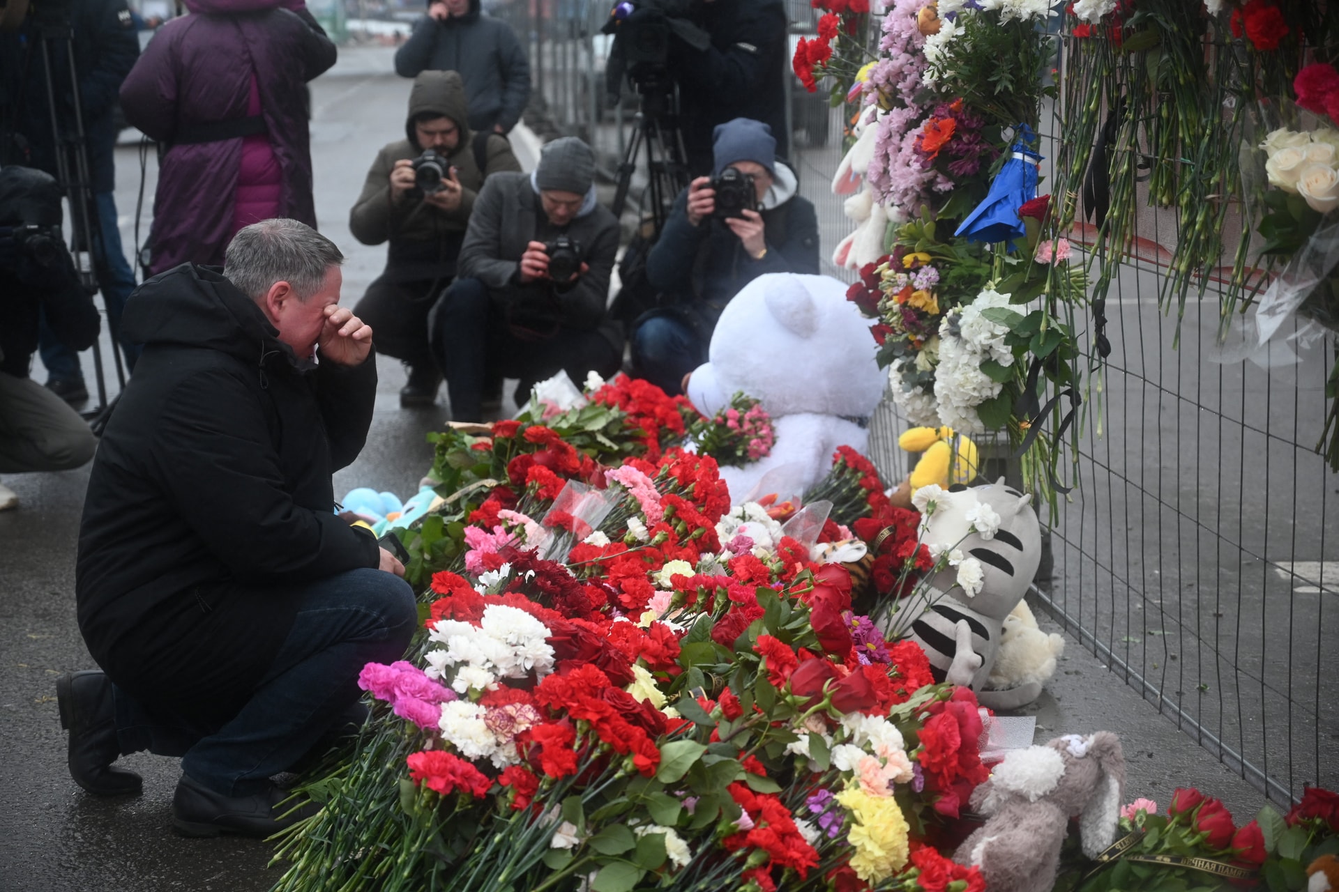 Őrizetbe vettek egy újabb személyt, aki részt vett a crocusbeli terrortámadás ügyében – közölte egy forrás