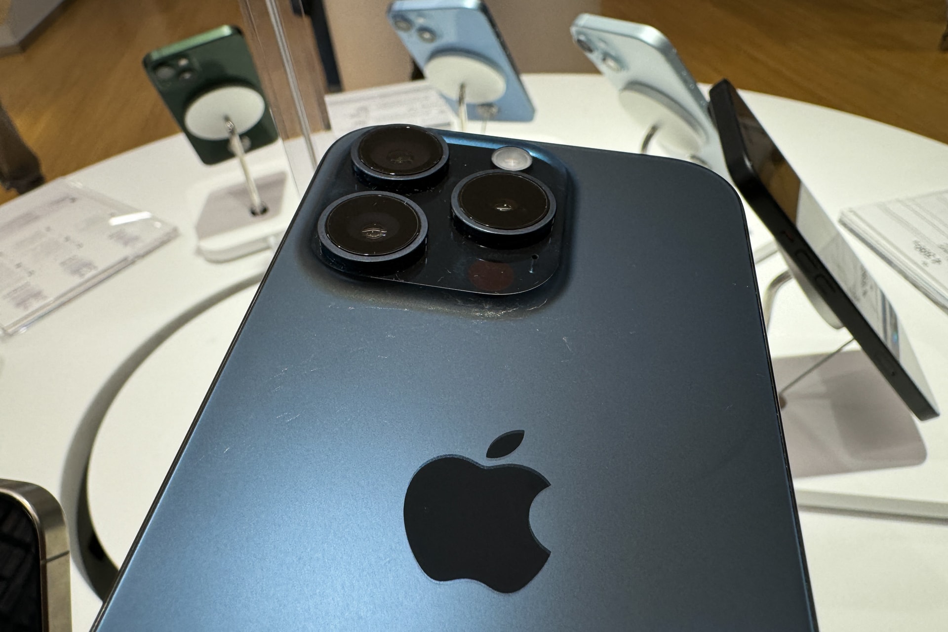 Brutális büntetést kapott az Apple