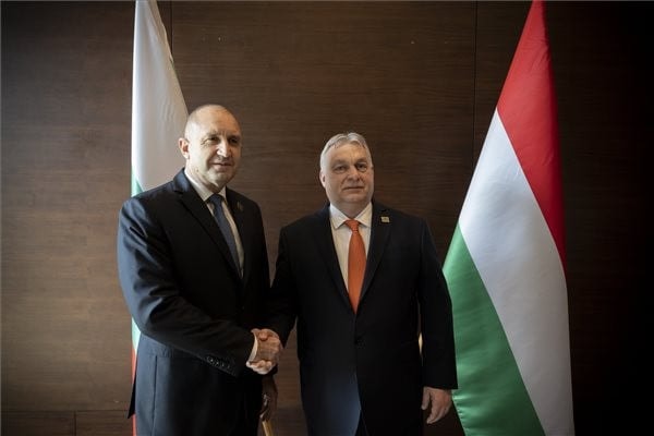 Orbán Viktor Bulgária elnökével tárgyalt