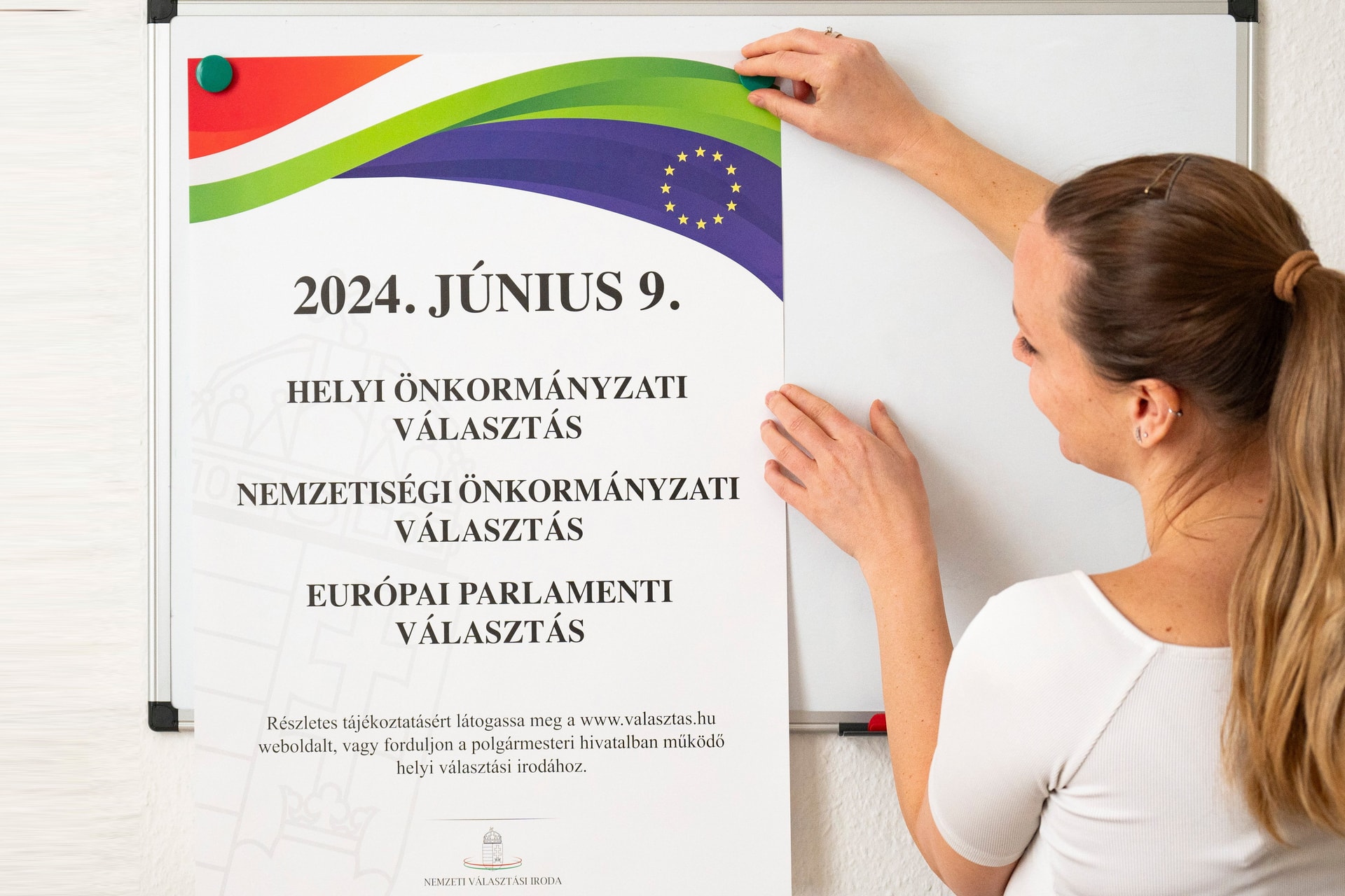 Három szinten ellenőrzik a júniusi választásokra összegyűjtött ajánlásokat