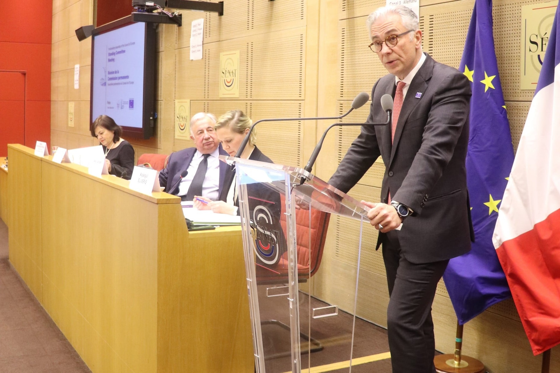 Az Európa Tanács a nemzeti kisebbségek védelmére esküszik