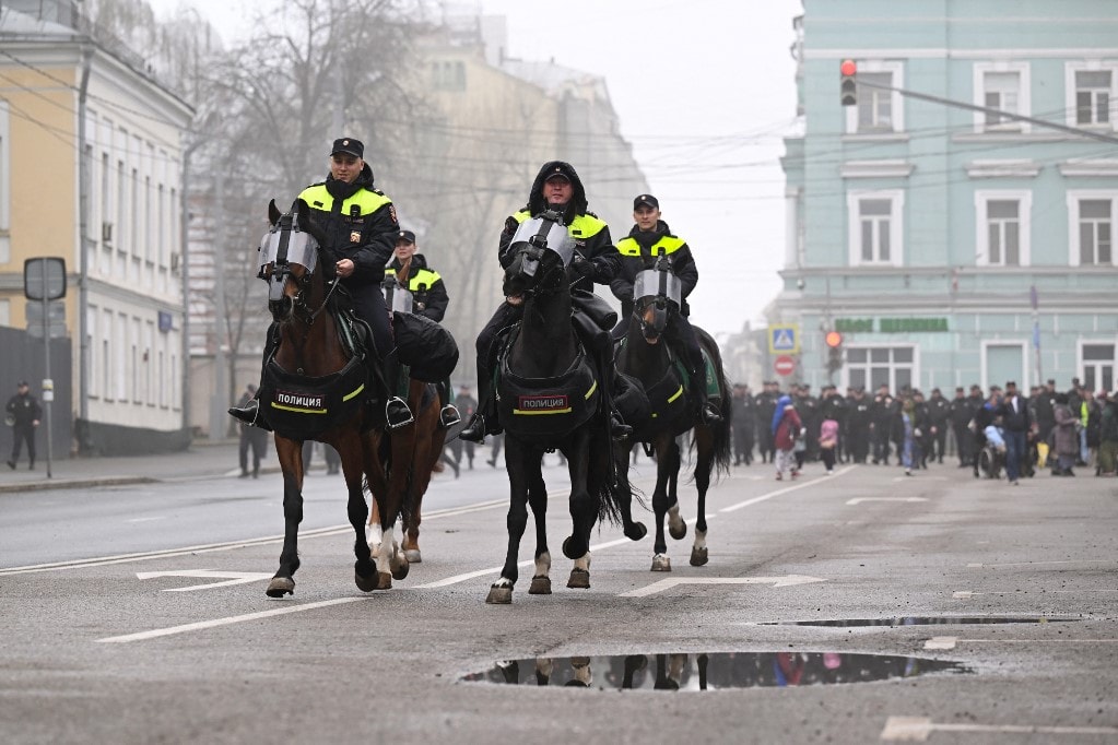 Több száz oroszt fosztottak meg az állampolgárságuktól