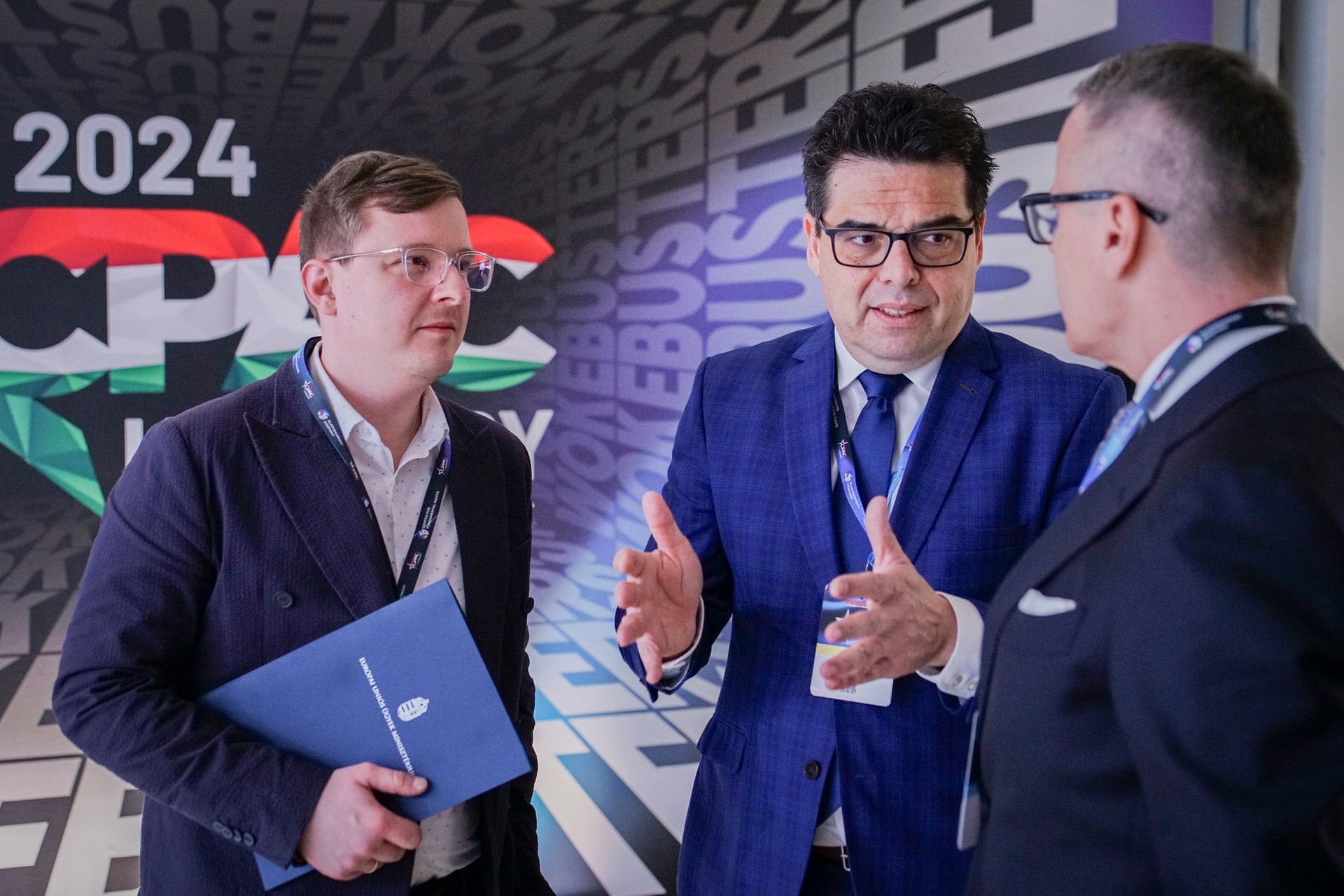 A háború vagy a béke az európai parlamenti választások tétje