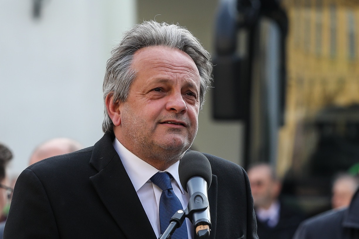 Vargha Tamás: A békét és a szabadságunkat is a hőseinknek köszönhetjük, ezért mindkettő megőrzése kötelességünk