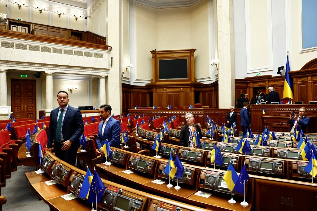 Csak az ukrán parlament a legitim hatalom
