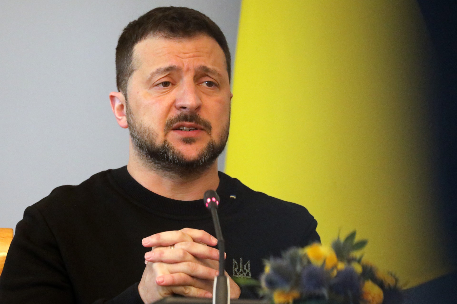 Zelenszkij hisztérikusan követeli, hogy robbantsák ki a világháborút
