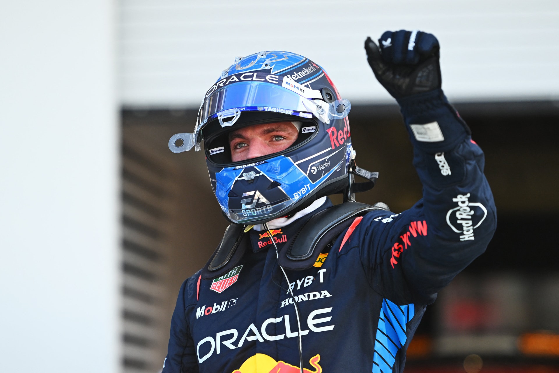 Verstappen nyert Imolában